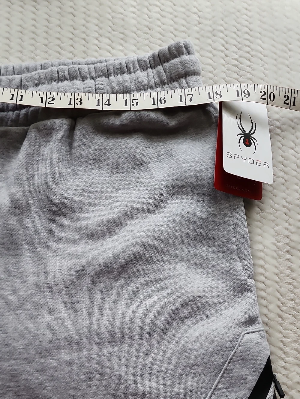 Spyder Men's Light Gray Short